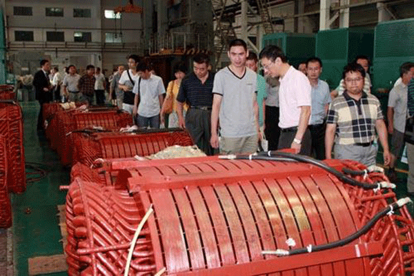 西安泰富西玛高效节能电机在石油化工企业节能应用。