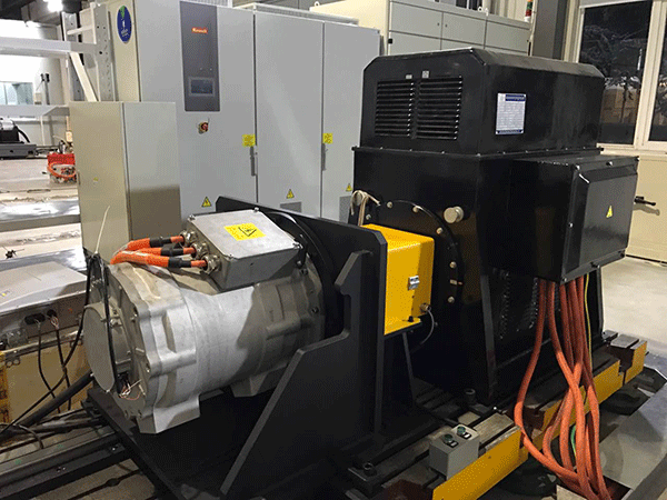 西玛电机速度的检测是如何通过增加一个辅助装置来完成的。