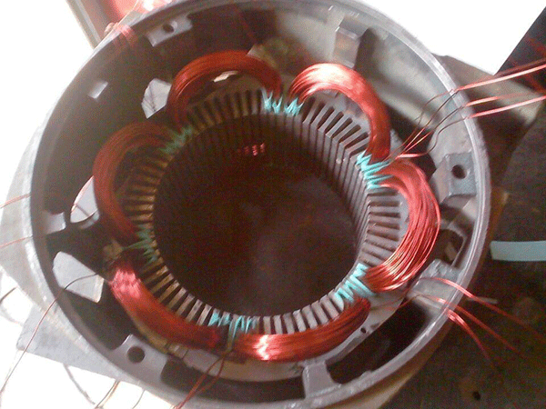 Y系列三相异步电动机三相不平衡现象及根本原因分析。